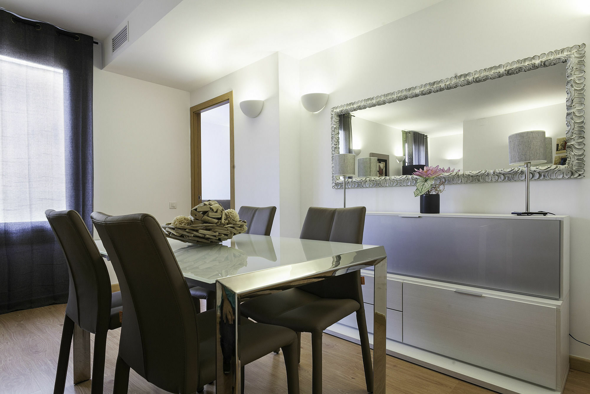 Bonavista Apartments - Pedrera Barcelona Eksteriør billede